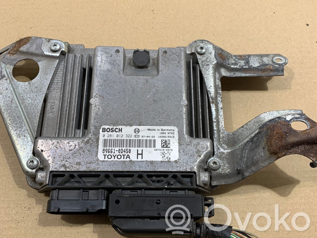 Toyota Yaris Engine control unit/module 