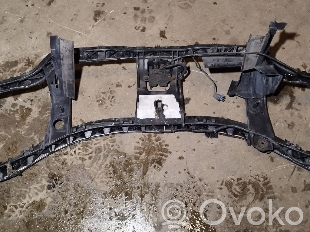 Ford Mondeo MK IV Radiatoru paneļa augšējā daļa (televizors) 
