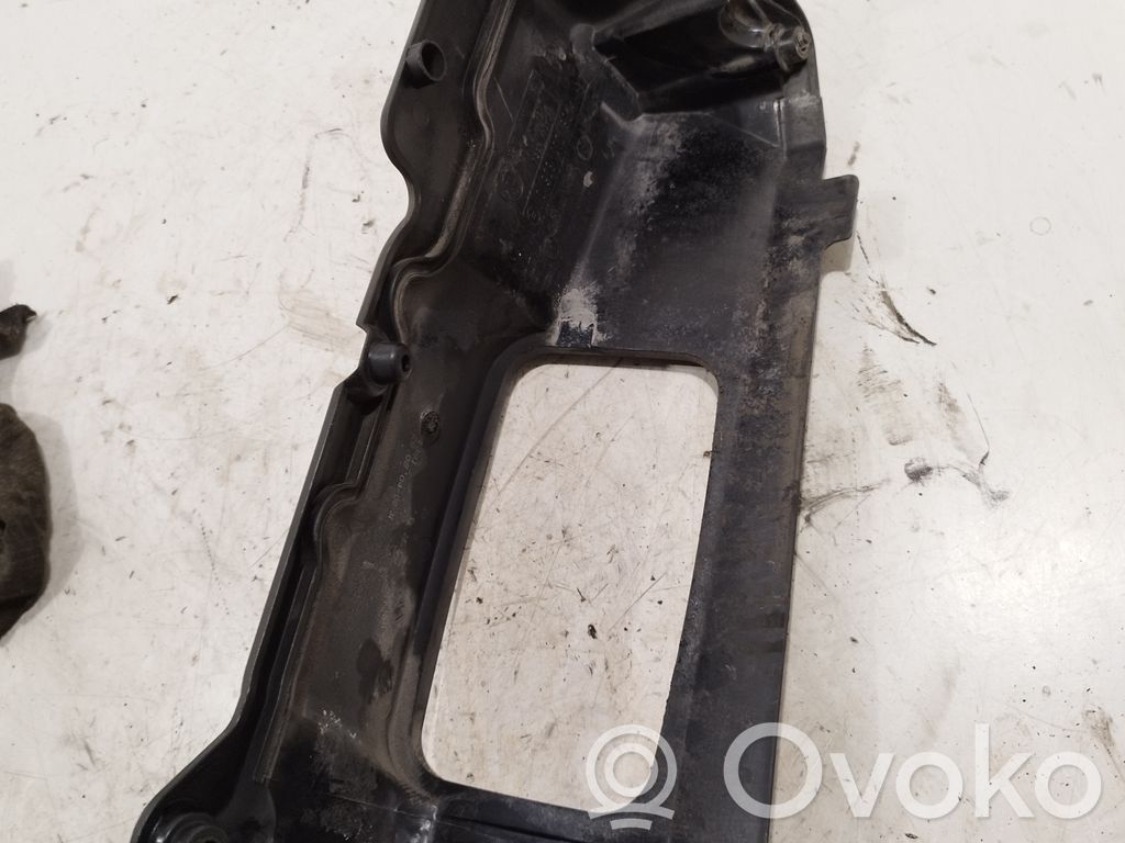BMW X3 E83 Abdeckung Deckel Luftfilterkasten 