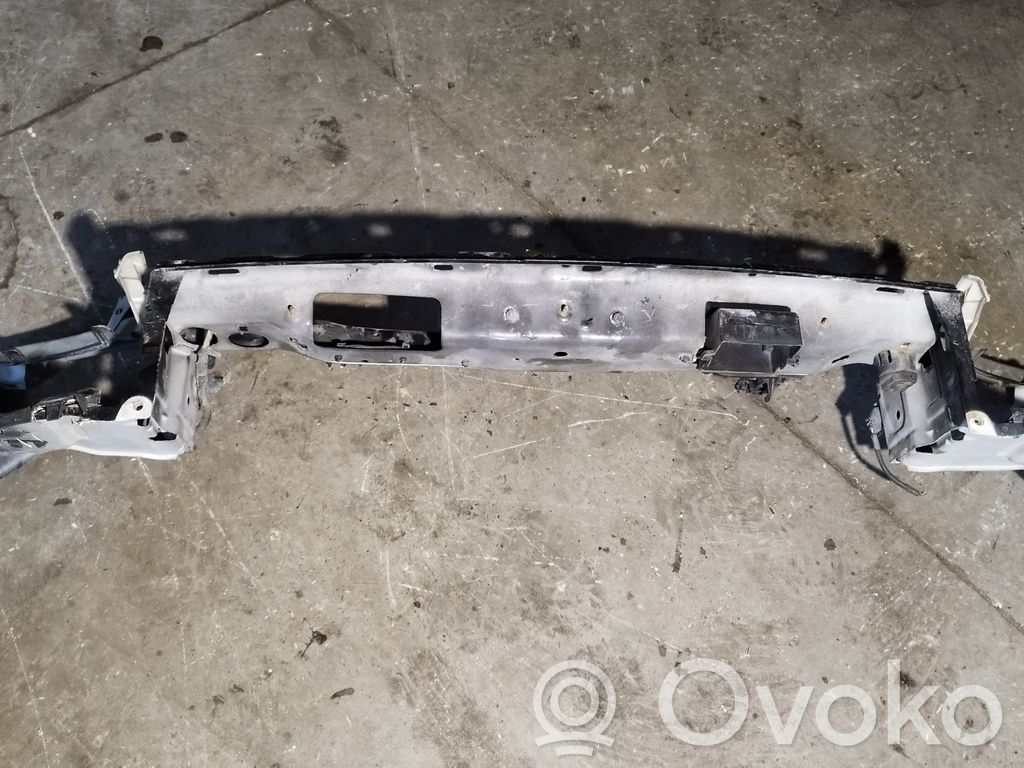 Top upper radiator support slam panel