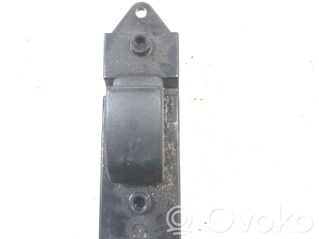 Mitsubishi Lancer Electric window control switch 