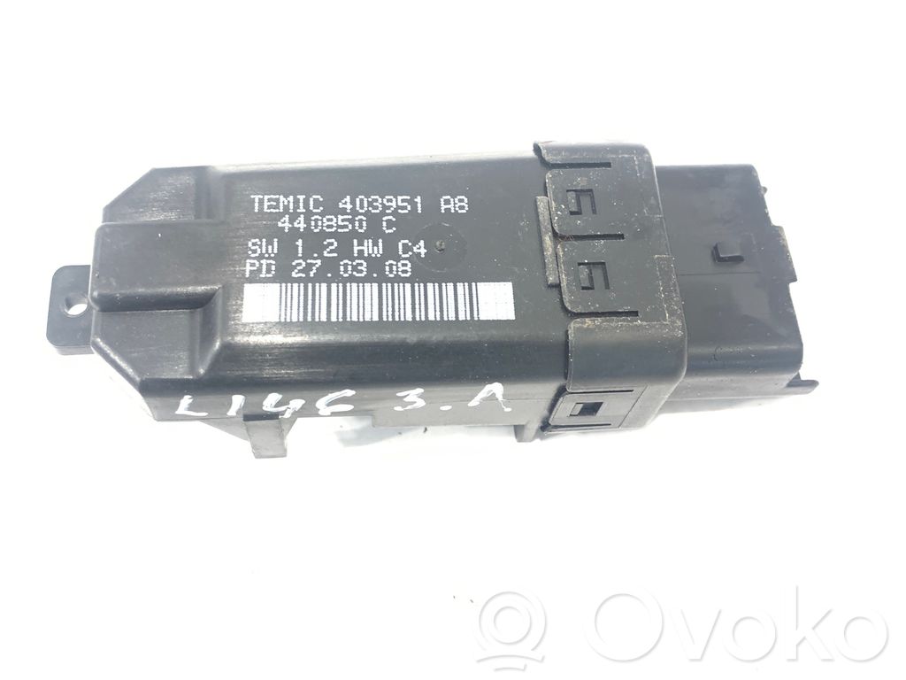 Muut ohjainlaitteet/moduulit   403951A8,440850C
