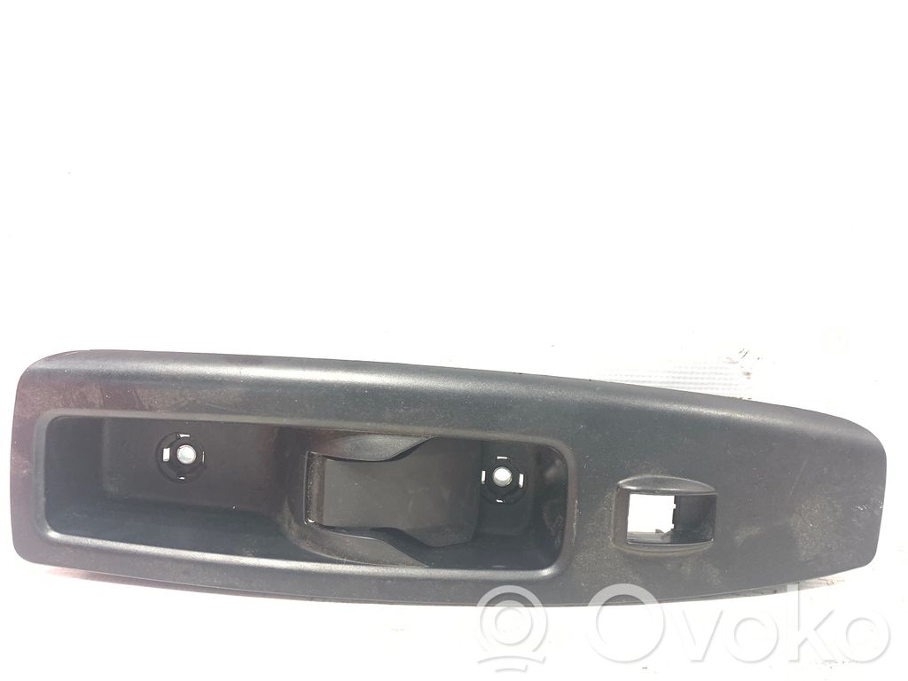 Fiat Doblo Manecilla interna puerta delantera 