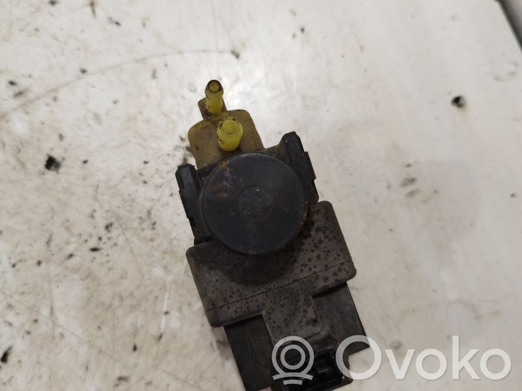 Hyundai ix20 Solenoīda vārsts 