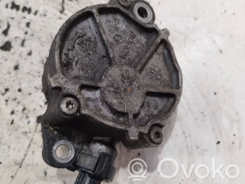 Volvo C30 Vacuum pump 