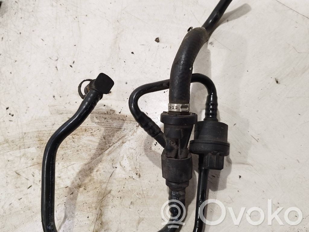 BMW 1 E81 E87 Einzelteil Lufteinlasskanal 