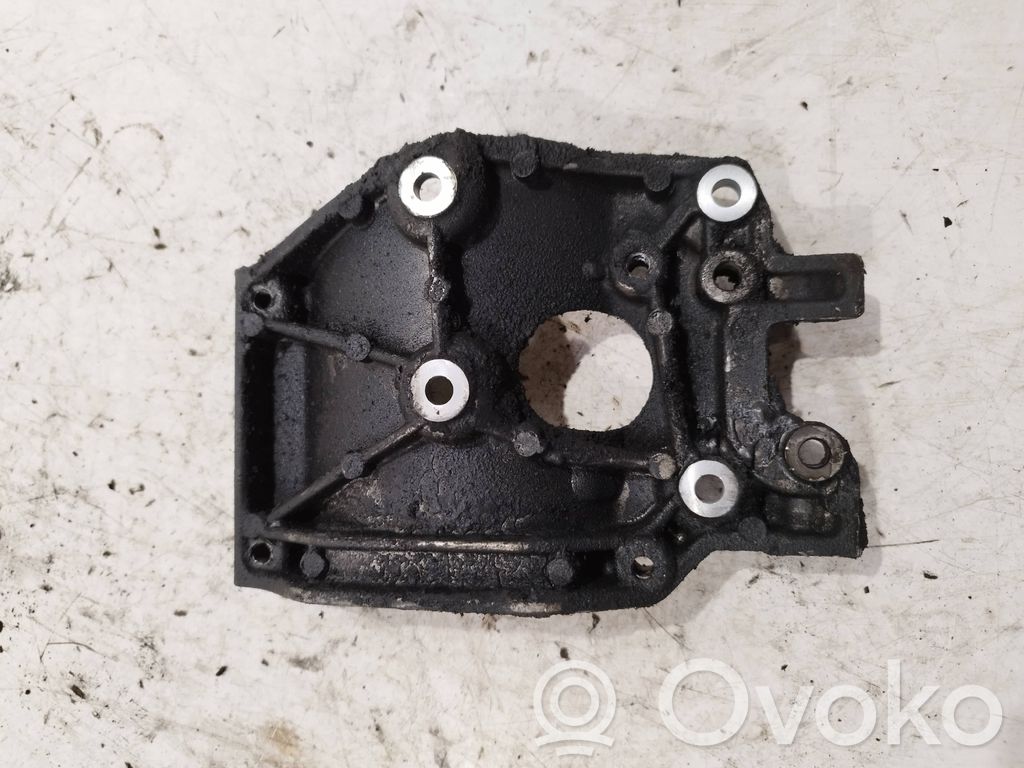 Hyundai i20 (PB PBT) Engine mounting bracket 
