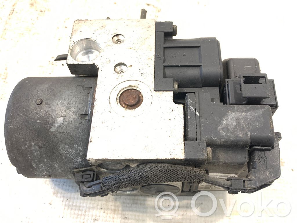 Volvo V40 ABS Blokas 
