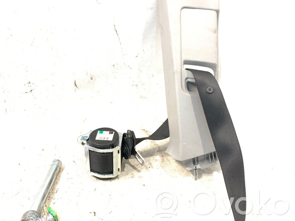 Opel Corsa D Cinturón delantero 