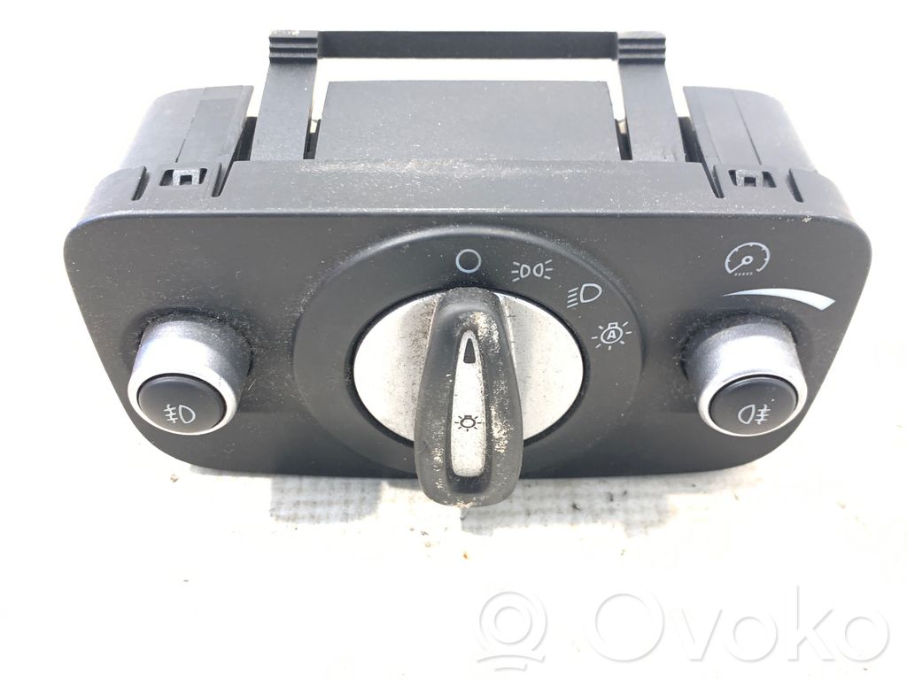 Ford Mondeo MK IV Light switch 