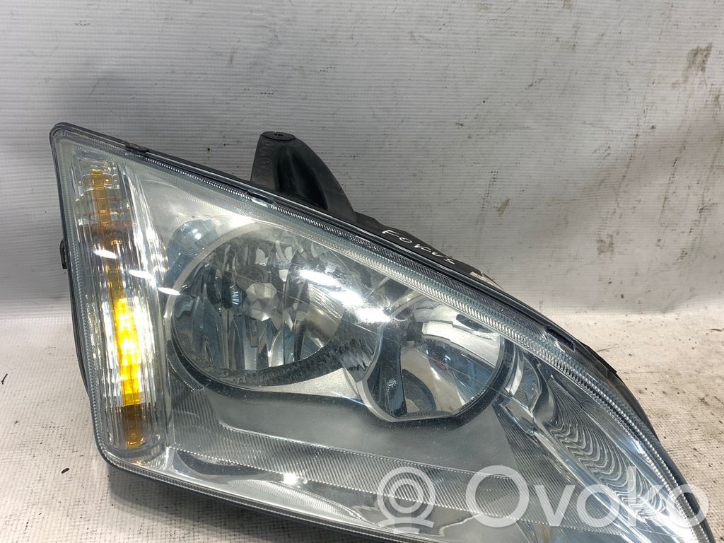 Ford Focus Phare frontale 