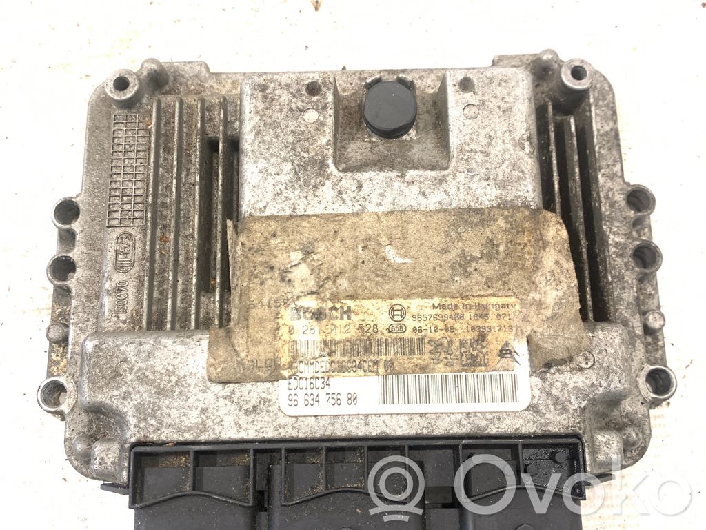 Peugeot 206 Engine control unit/module 