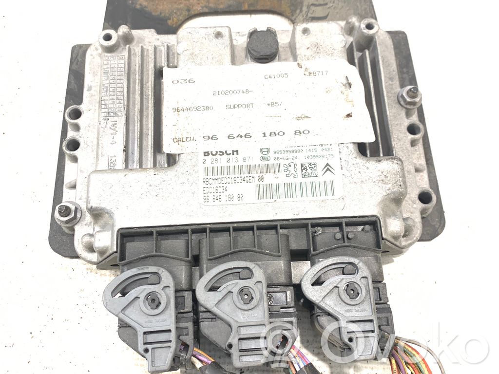 Citroen C4 I Engine control unit/module 