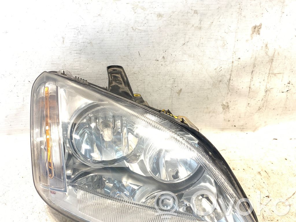 Ford Focus Scheinwerfer 