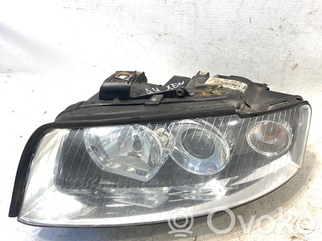 Audi A4 S4 B6 8E 8H Headlight/headlamp 