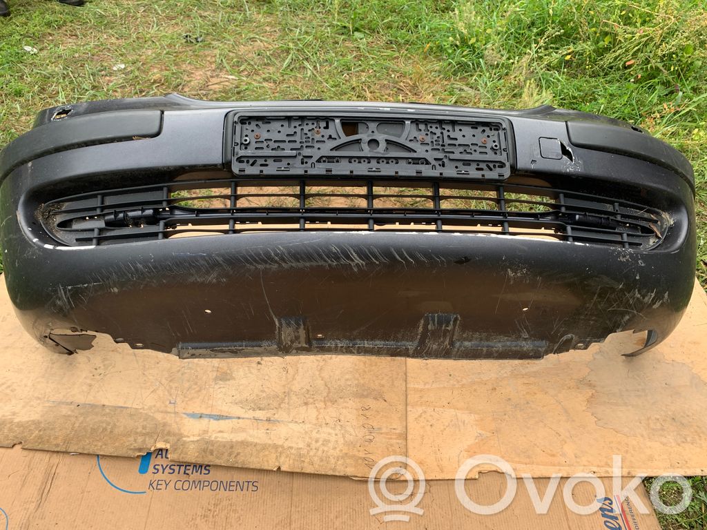 Citroen C8 Priekšējais bamperis 