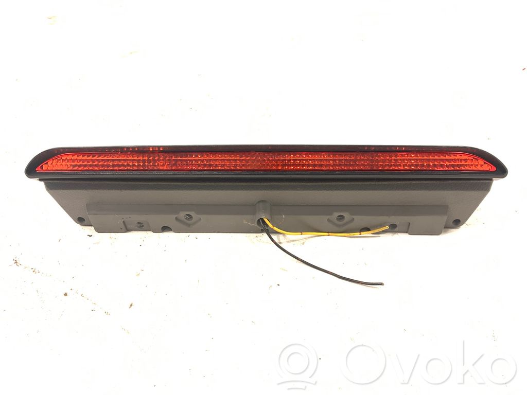 Subaru Forester SG Third/center stoplight 