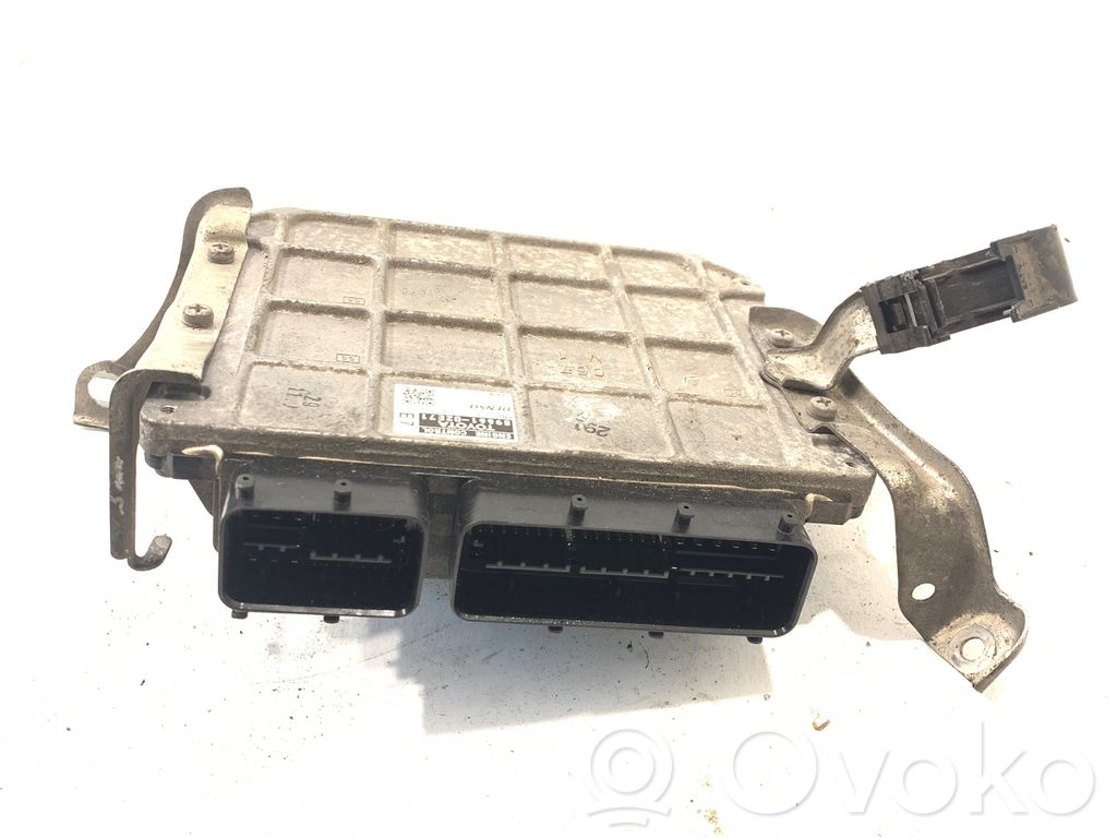 Toyota Auris 150 Engine control unit/module 