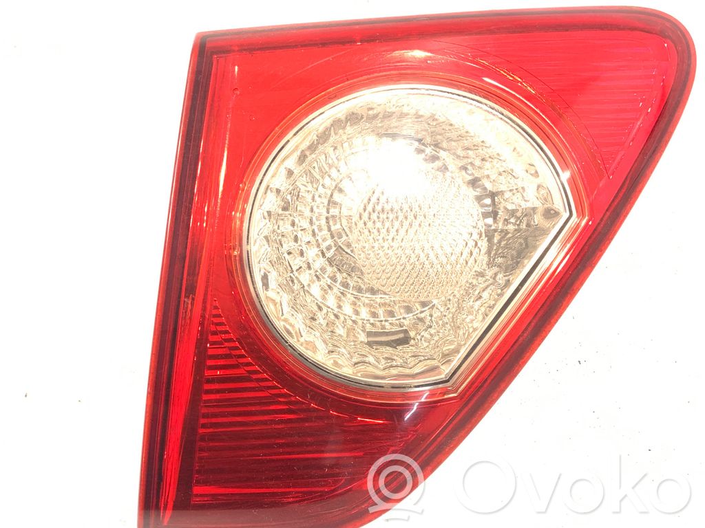 Toyota Corolla E140 E150 Lampy tylnej klapy bagażnika 