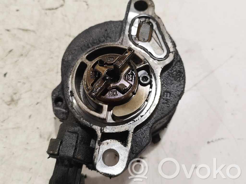 Peugeot Partner Vacuum pump 