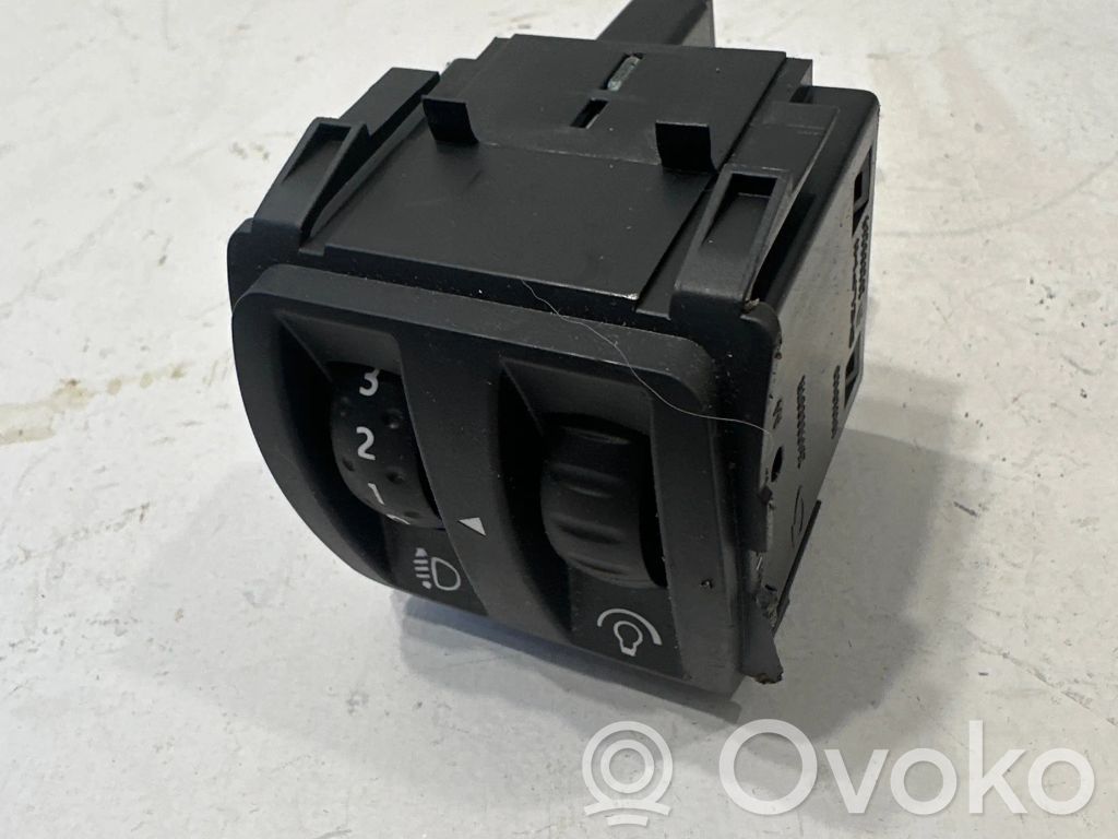 Renault Clio IV Headlight level height control switch 