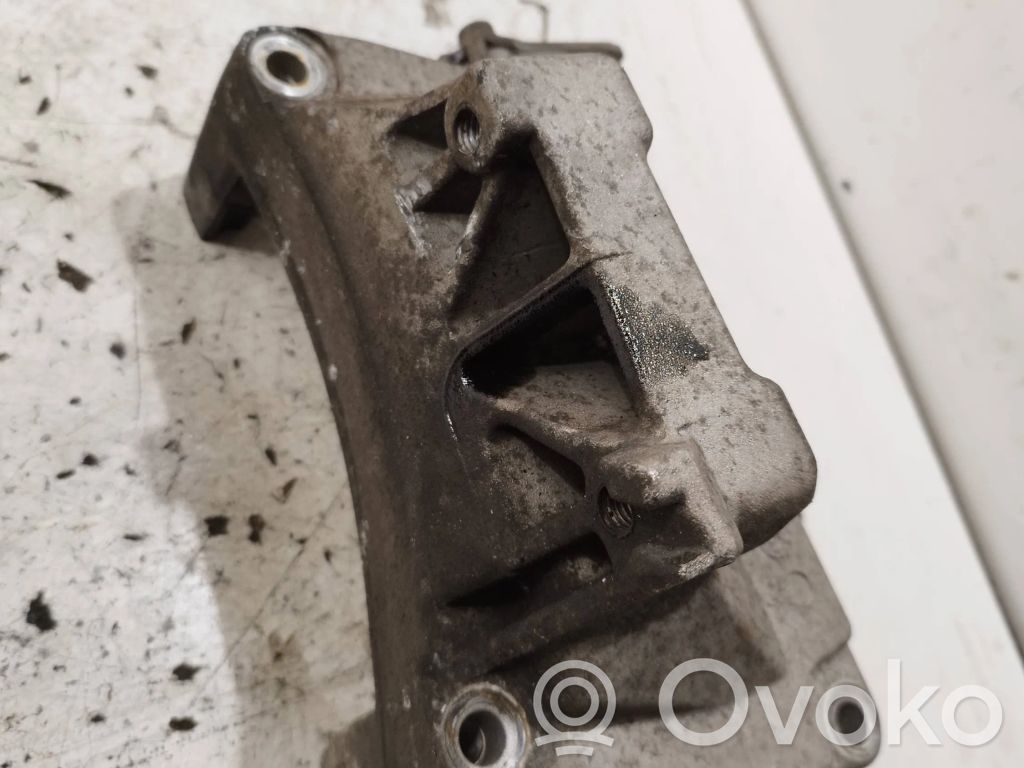 Opel Combo C Engine mounting bracket 