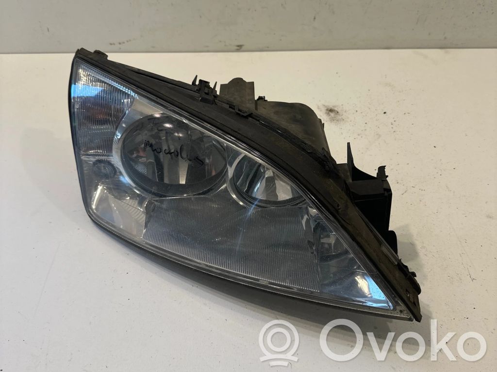 Ford Mondeo Mk III Lampa przednia 