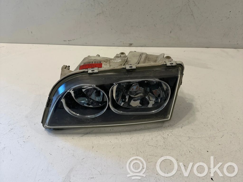 Volvo S40, V40 Headlight/headlamp 