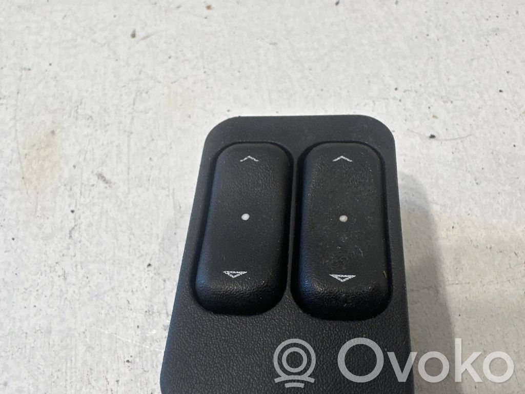 Electric window control switch   13363201,90561088,1010602