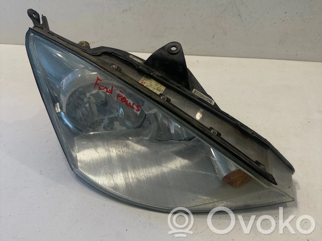 Ford Focus Scheinwerfer 
