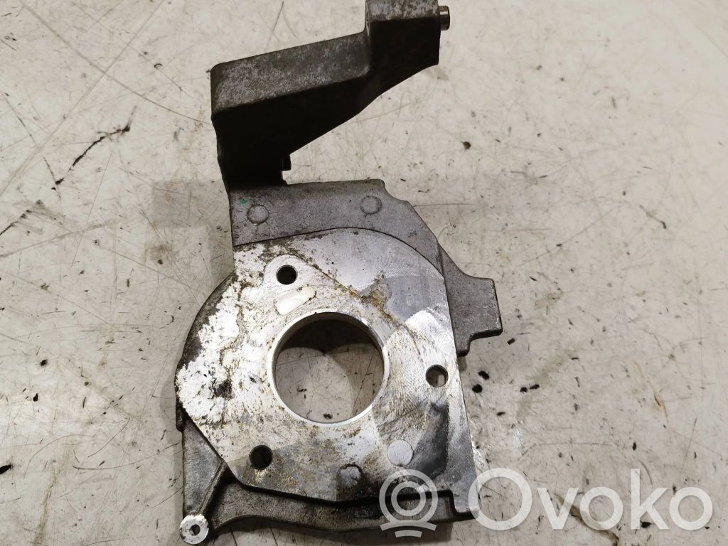 Peugeot 308 Engine mounting bracket 