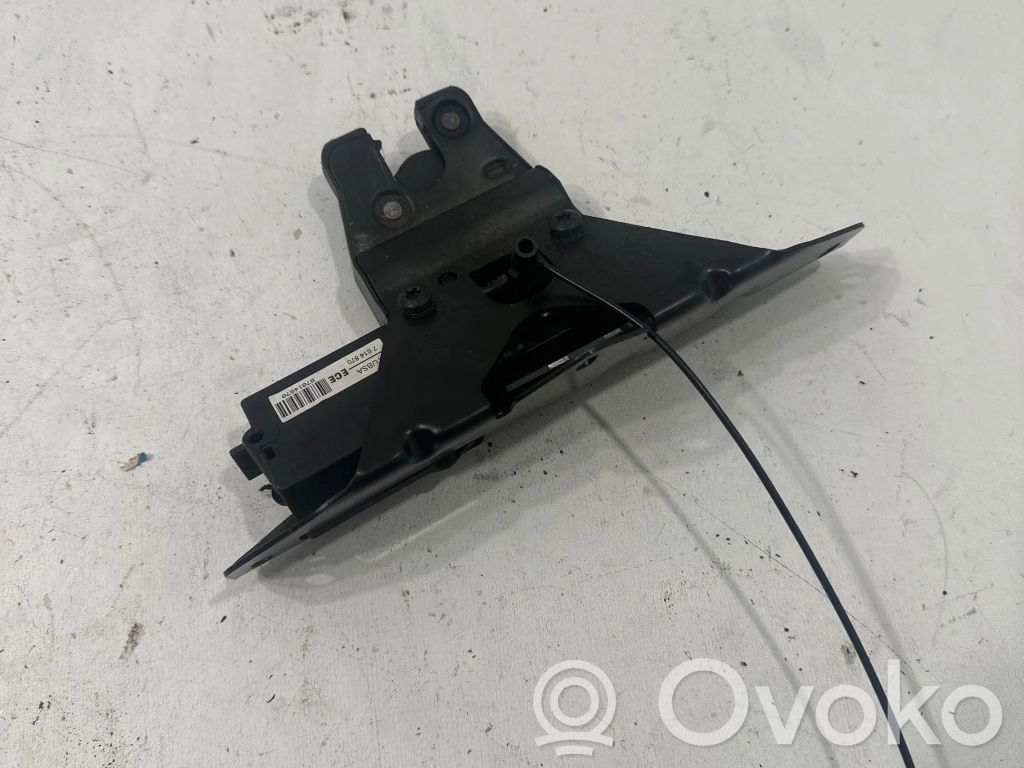 BMW 5 E60 E61 Zamek klapy tylnej / bagażnika 