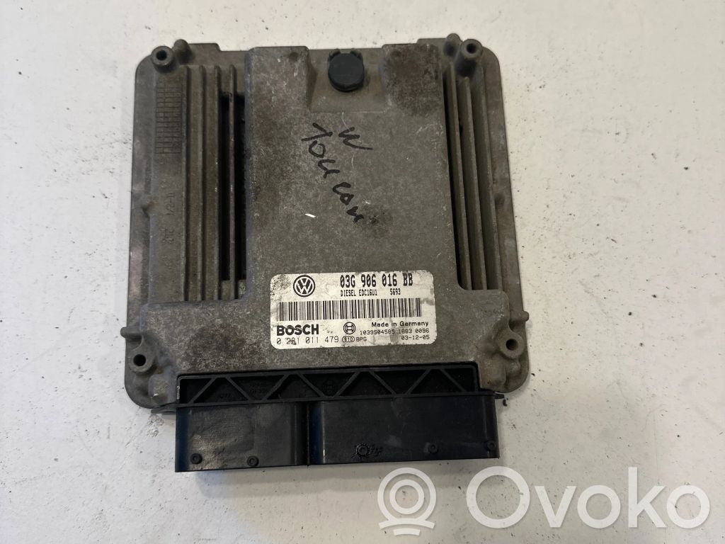 Volkswagen Touran I Engine control unit/module 