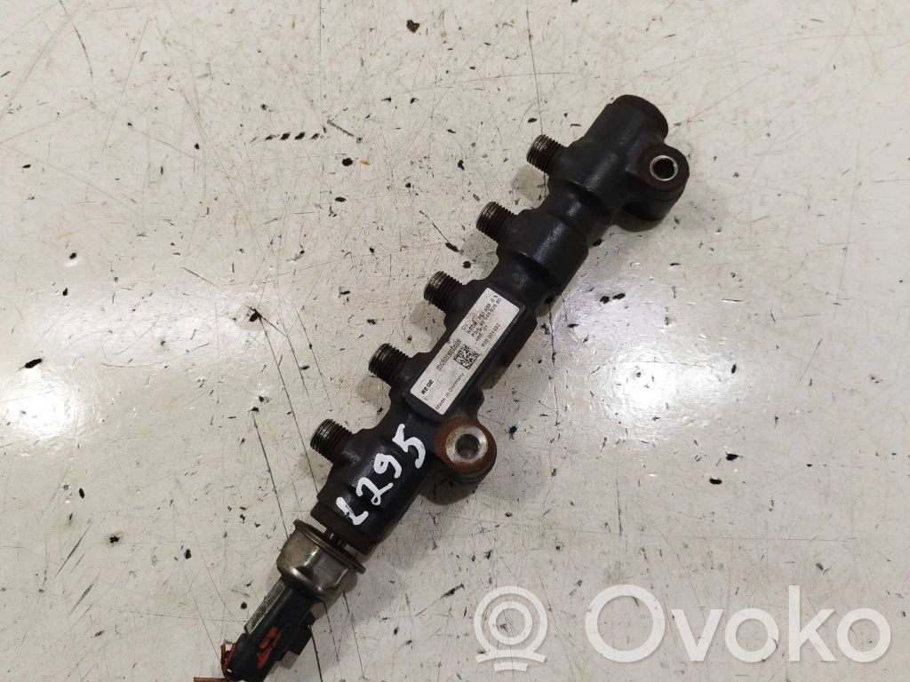 Peugeot 308 SW  Fuel main line pipe 