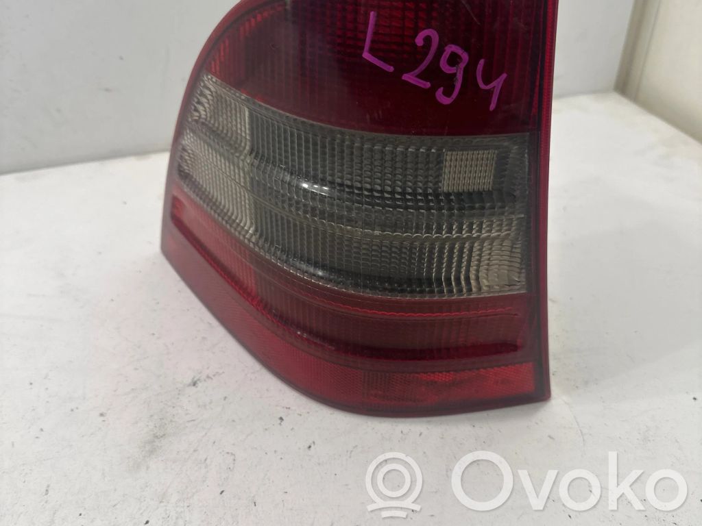 Mercedes-Benz ML W163 Lampă spate în caroserie 