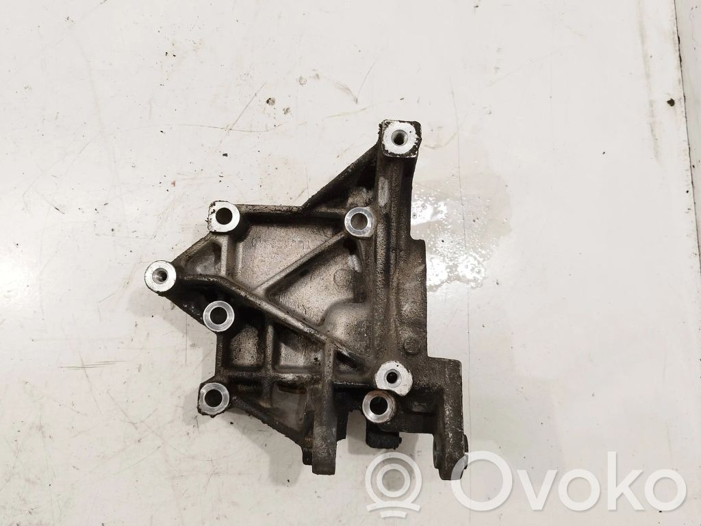 MG ZT - ZT-T Engine mounting bracket 