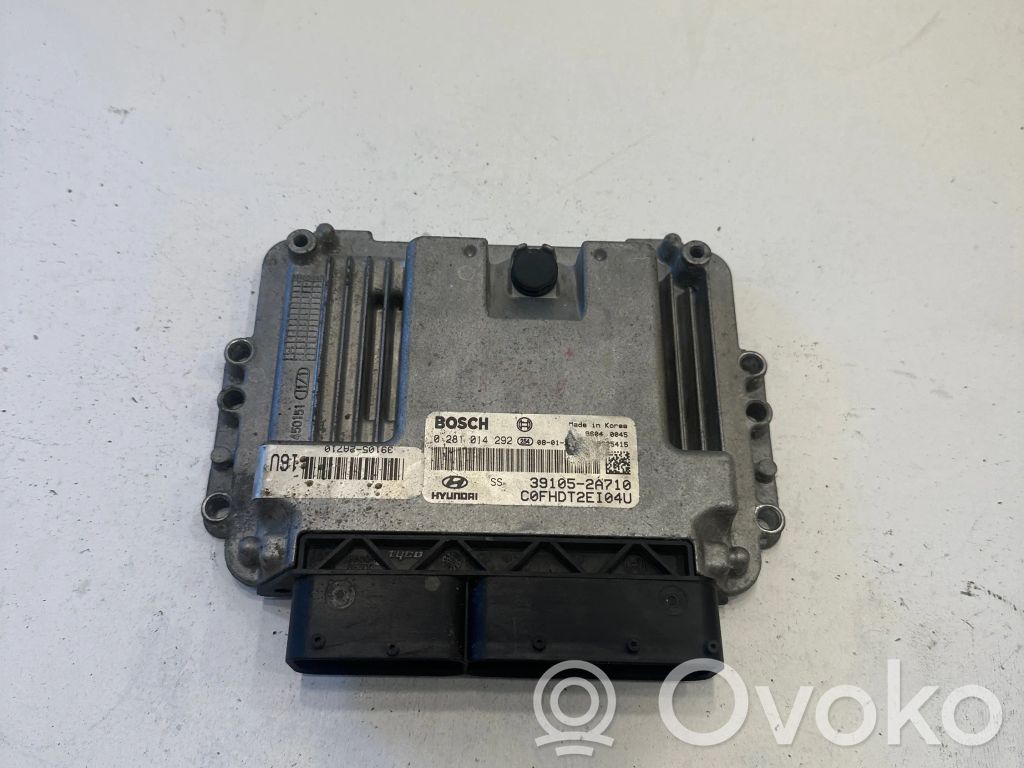 Hyundai i30 Engine control unit/module 