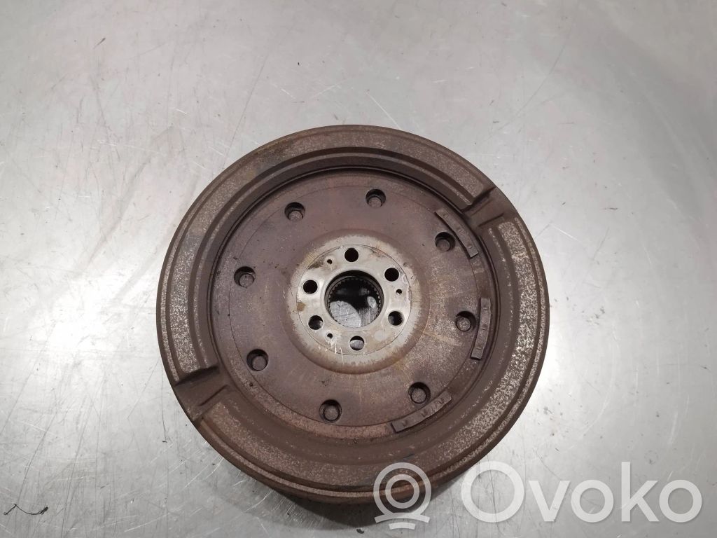 Volkswagen PASSAT B6 Vauhtipyörä 
