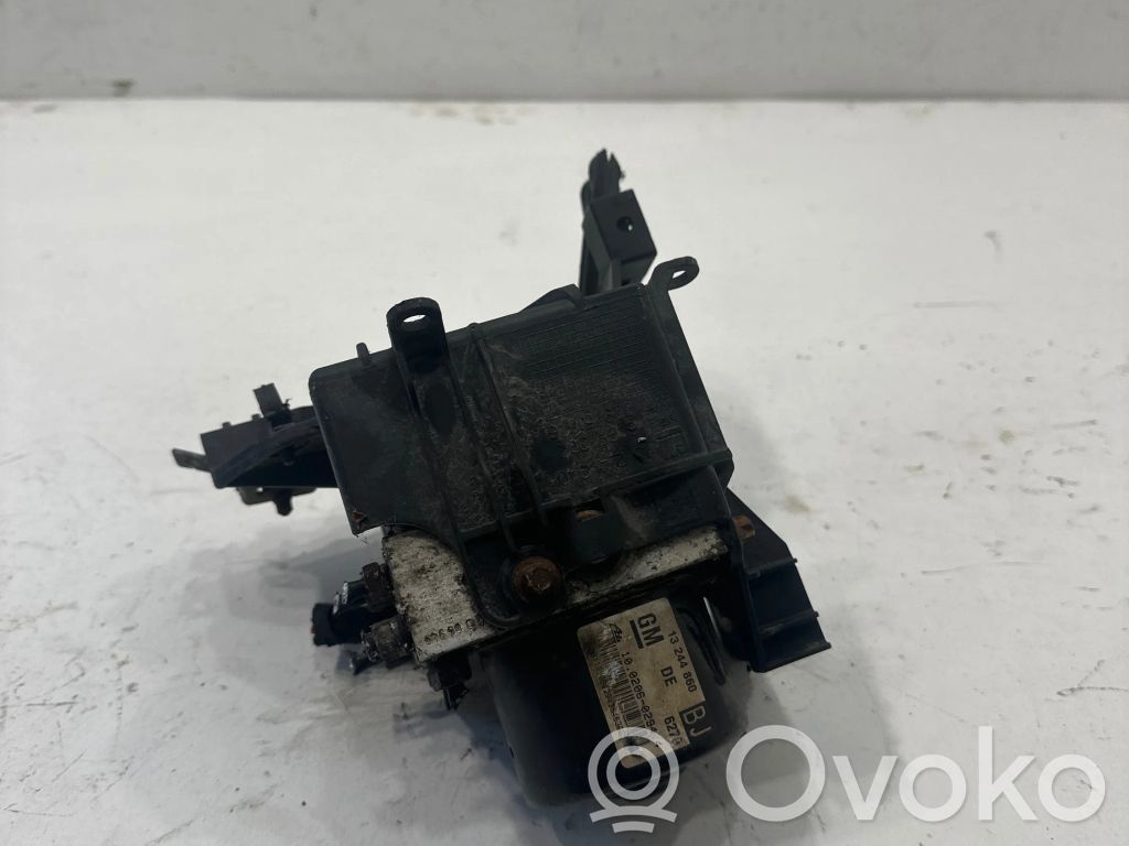Opel Zafira B ABS Pump 