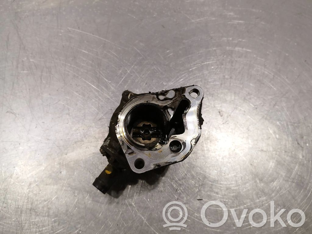 Vacuum pump