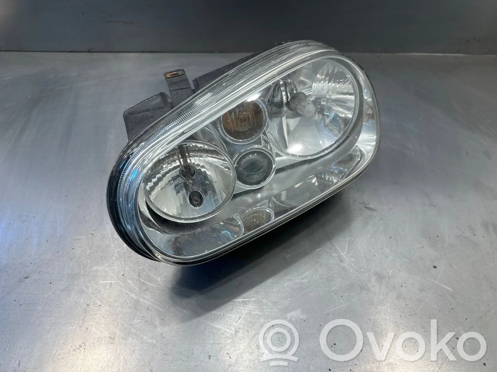 Volkswagen Golf IV Scheinwerfer 