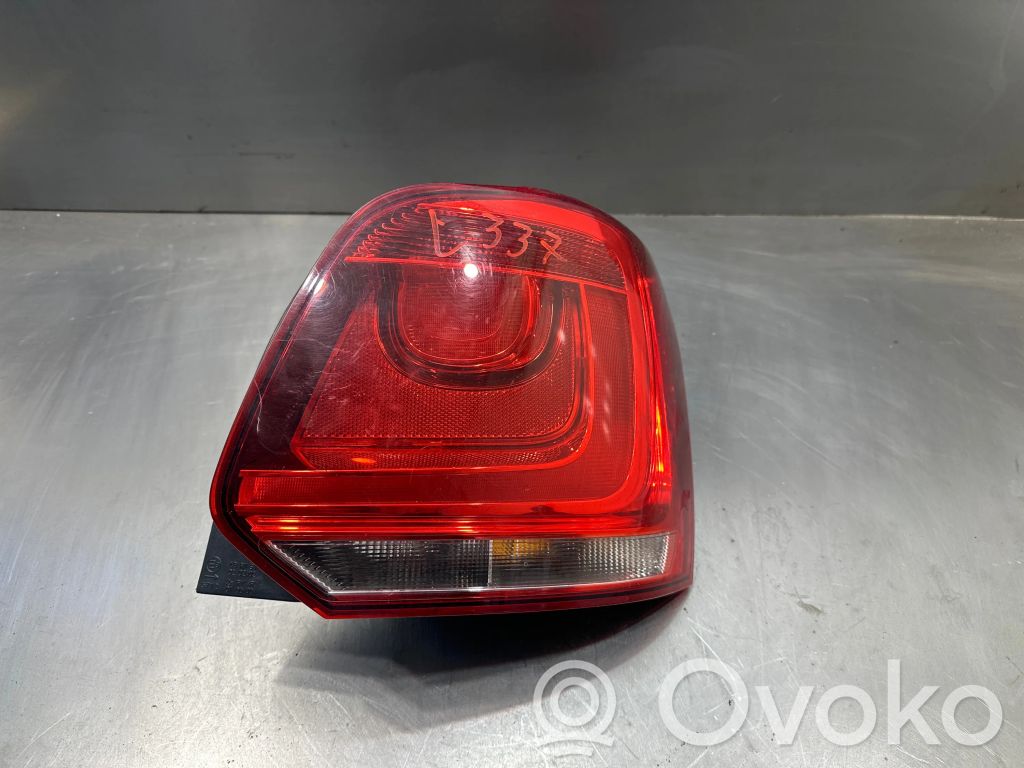 Volkswagen Polo V 6R Lampa tylna 