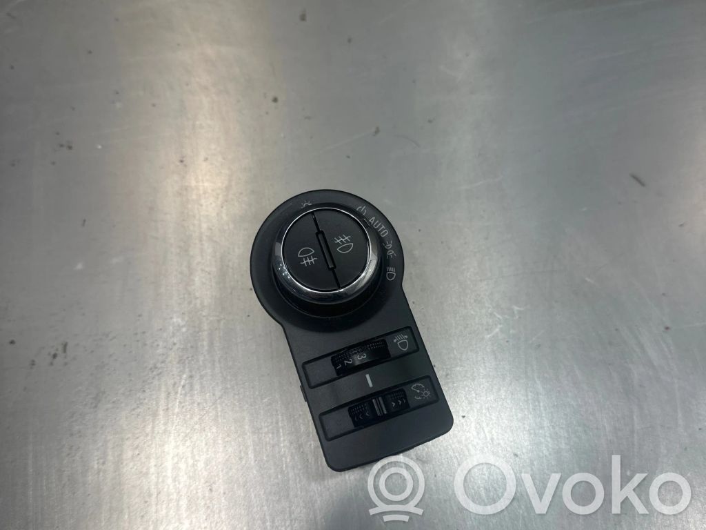 Opel Mokka Light switch 