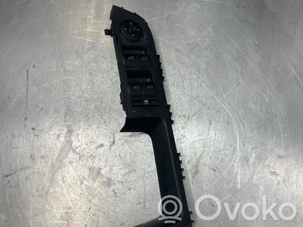 Ford Mondeo Mk III Electric window control switch 