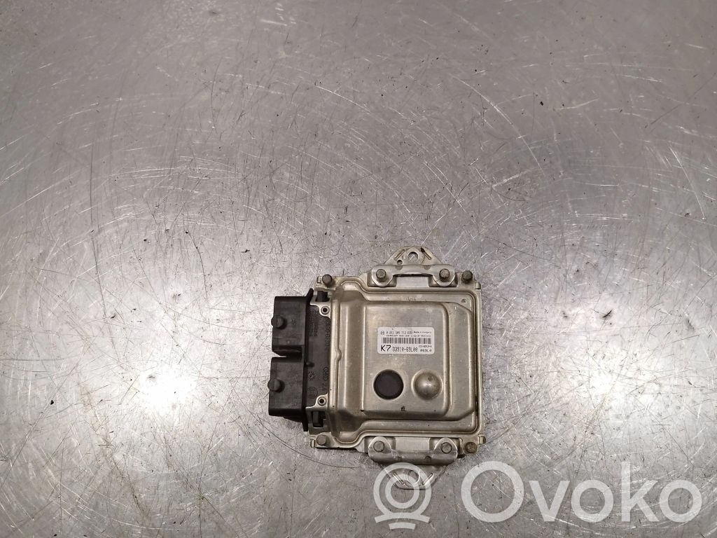 Suzuki Swift II Engine control unit/module 