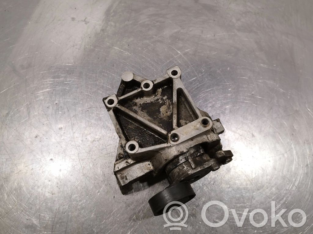 Land Rover Freelander Engine mounting bracket 
