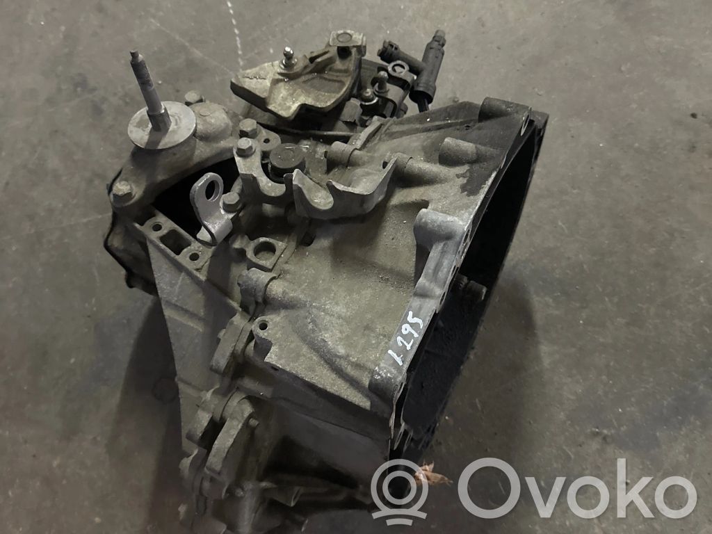 Peugeot 308 SW  Manualna 5-biegowa skrzynia biegów 