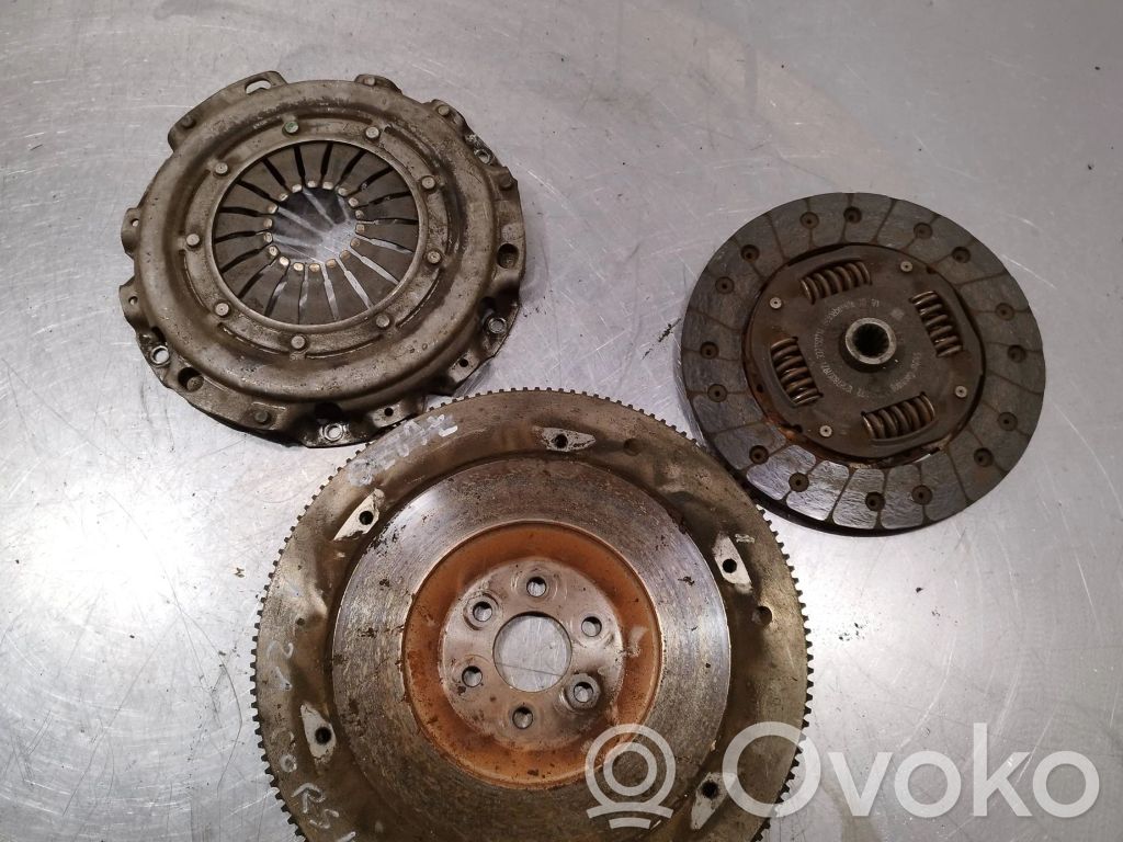 Opel Corsa D Juego de embrague 