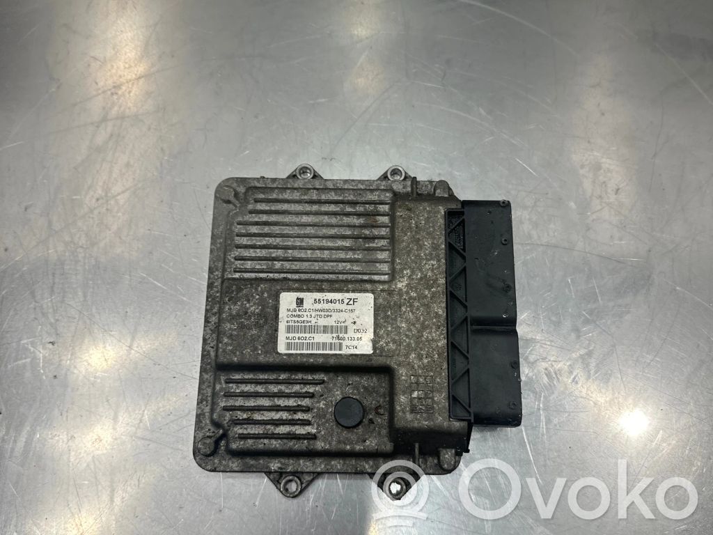 Opel Combo C Engine control unit/module 