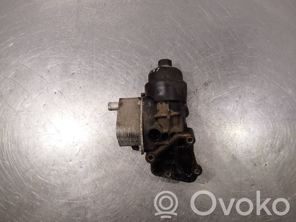 KIA Sportage Oil filter mounting bracket 
